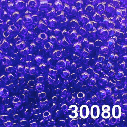 Preciosa 10/0 transparent sapphire Czech seed beads 30080 close-up