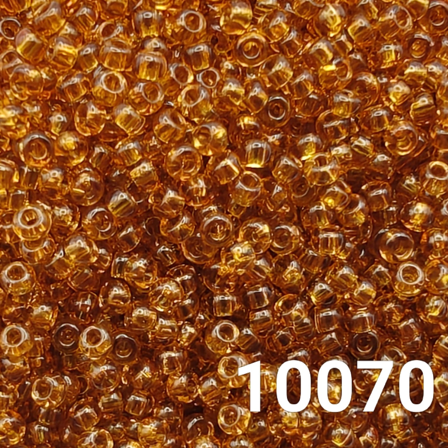 Czech_Seed_Beads_10_0_Transparent_Topaz-1
