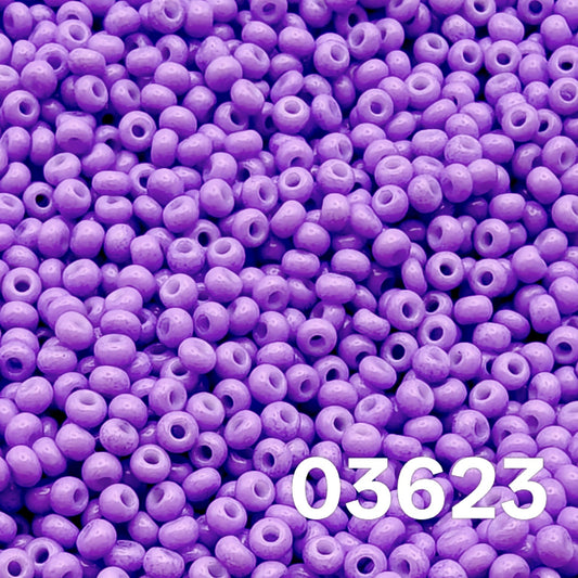 Macro of Preciosa 10/0 seed beads, Solgel Chalk Violet 03623, Czech glass