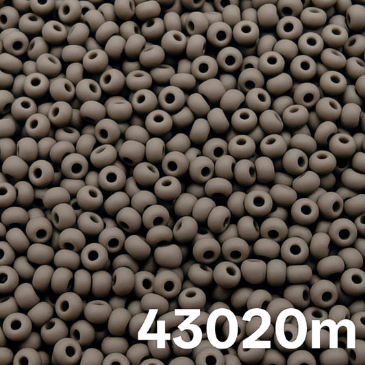 Preciosa 10/0 Opaque Matt Grey seed beads 43020m macro pile