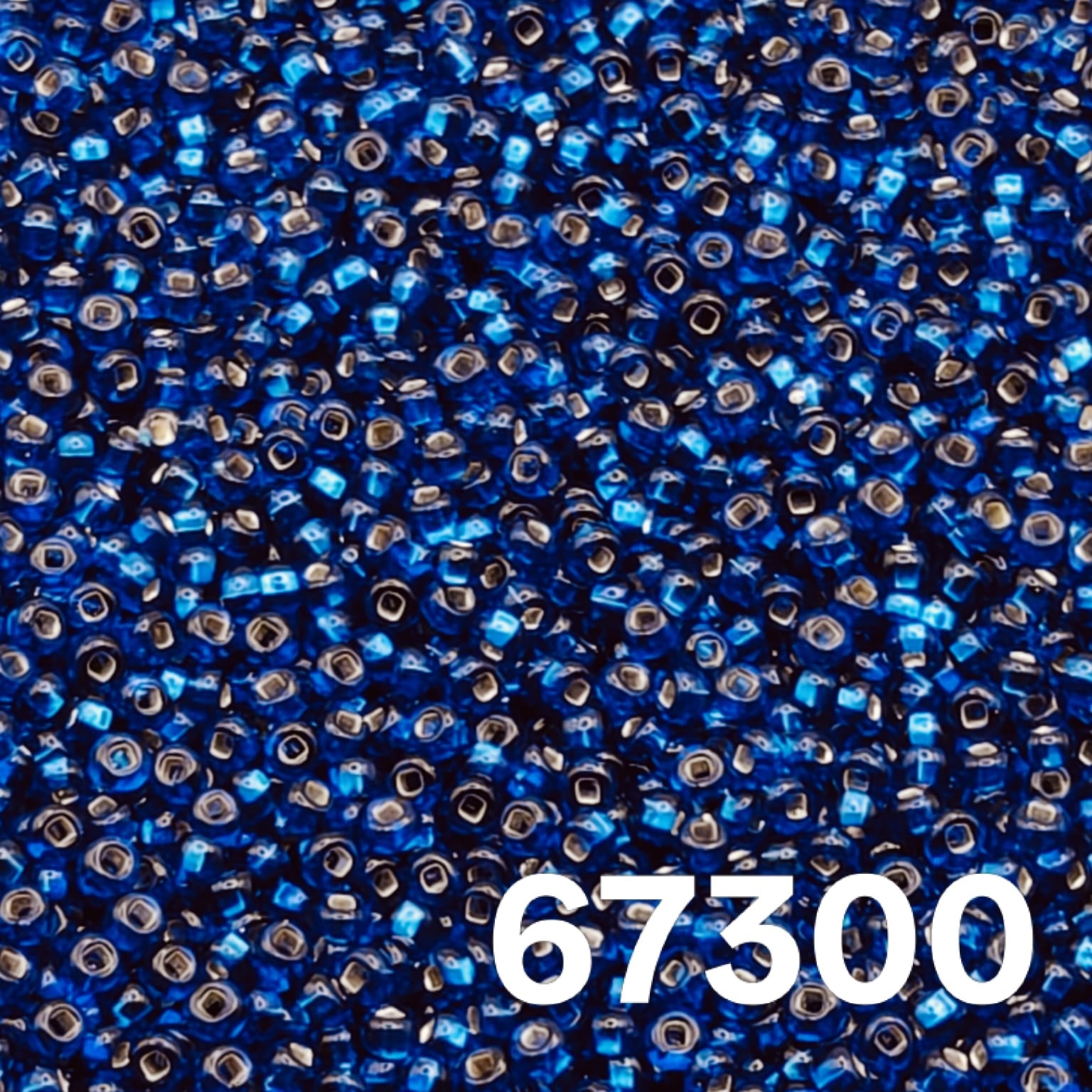 Preciosa 10/0 Silverlined Capri Blue seed beads close-up, code 67300