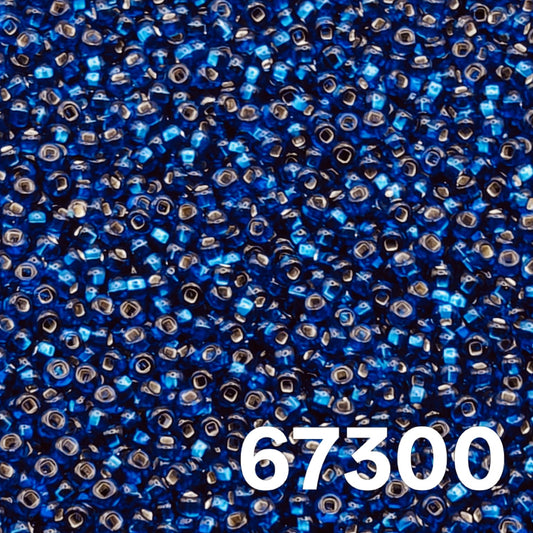 Preciosa 10/0 Silverlined Capri Blue seed beads close-up, code 67300