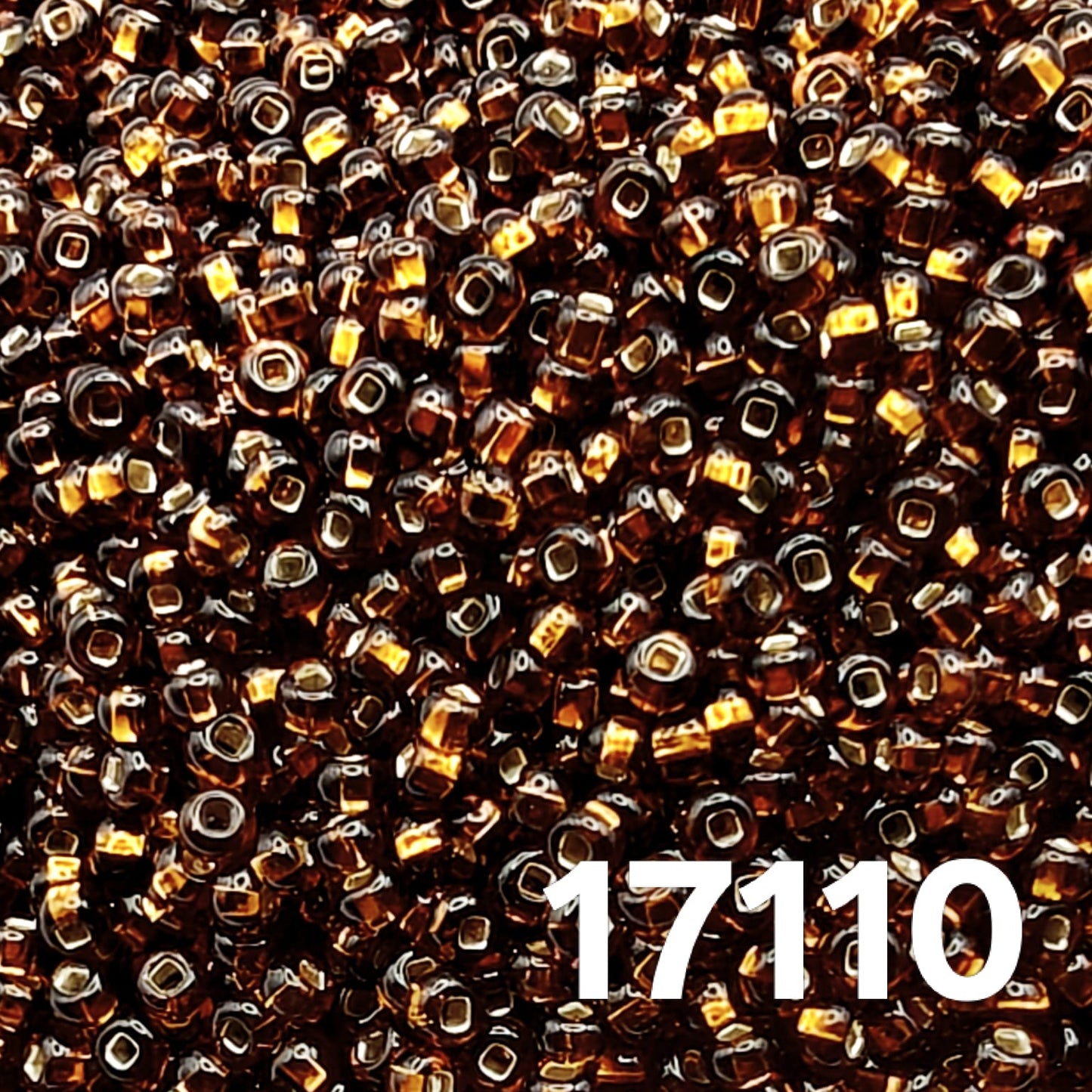 Preciosa Czech seed beads 10/0 Silverlined Dark Brown 17110 close-up