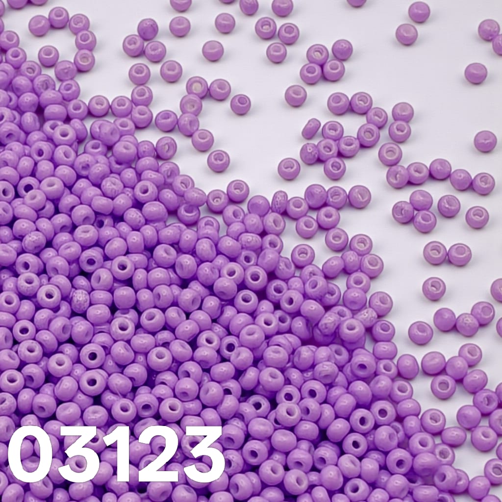 Preciosa Czech seed beads 10/0 Solgel Chalk Lavender color 03123 opaque lavender beads close-up