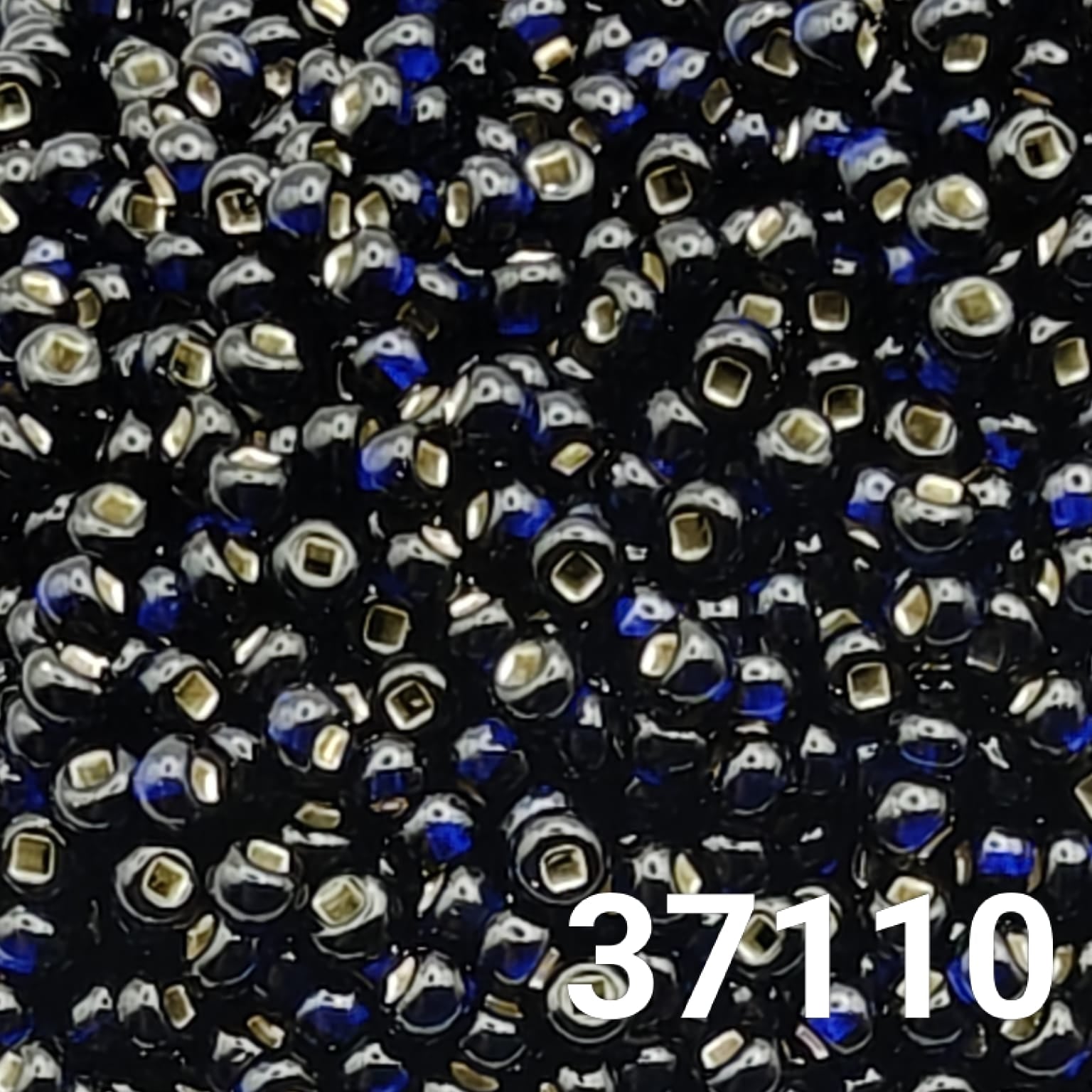 Silverlined Cobalt Blue Preciosa seed beads 10/0 – close-up image
